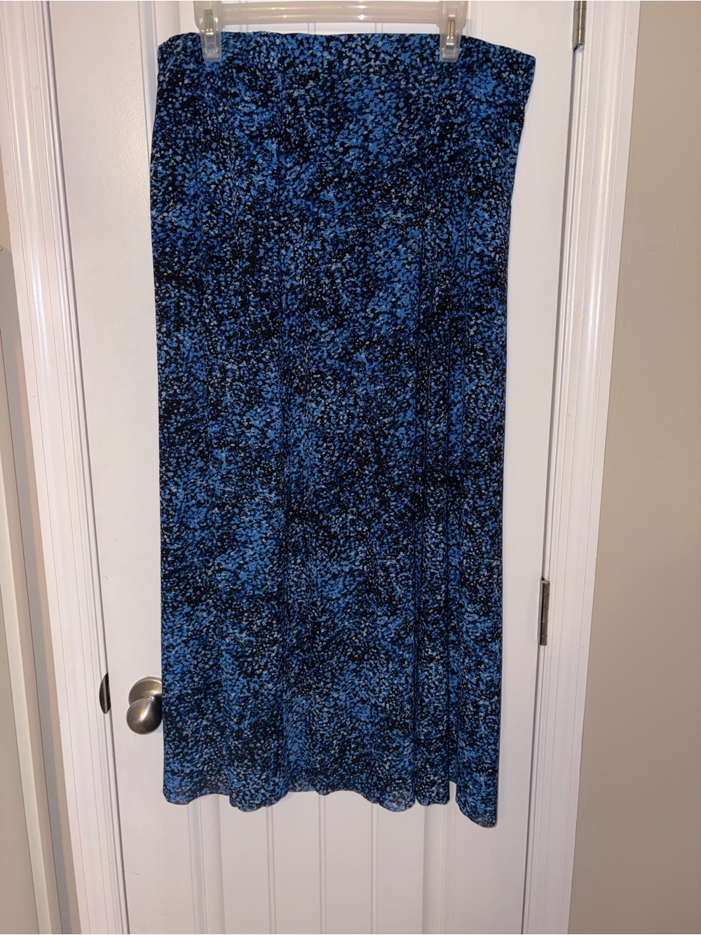 Vince Camuto Blue and Black Speckled Maxi Skirt